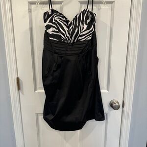 VINTAGE Black and White Zebra Print Dress
